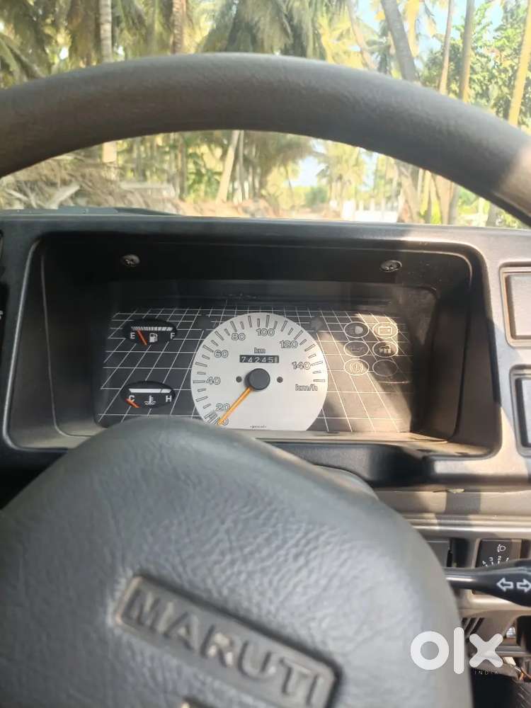 Good Condition ' Center Lock System