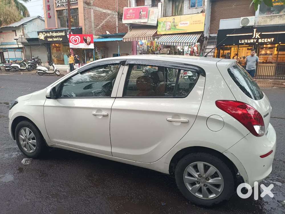 Hyundai I20 Sportz Diesel Car 2012
