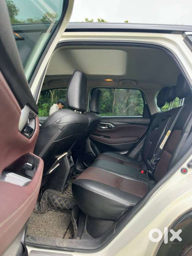 Maruti Suzuki Grand Vitara Alpha Smart Hybrid, 2022, Petrol