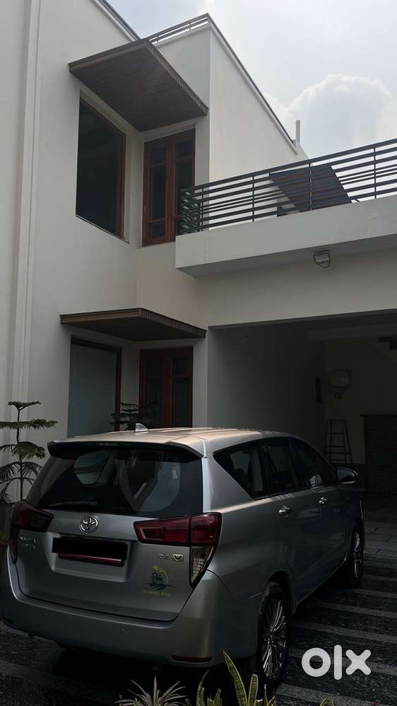 2018 Toyota Innova Crysta Diesel Manual With 125000 Km