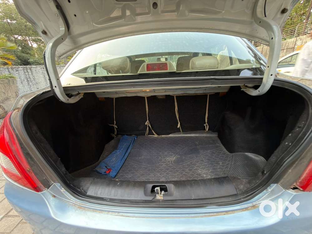 Maruti Suzuki Swift Dzire 1.2 Vxi Bsiv, 2015, Petrol