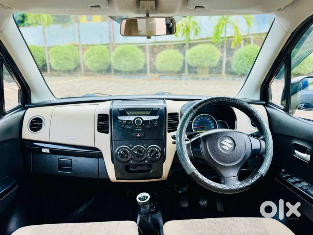 Maruti Suzuki Wagon R Vxi 1.0, 2018, Petrol