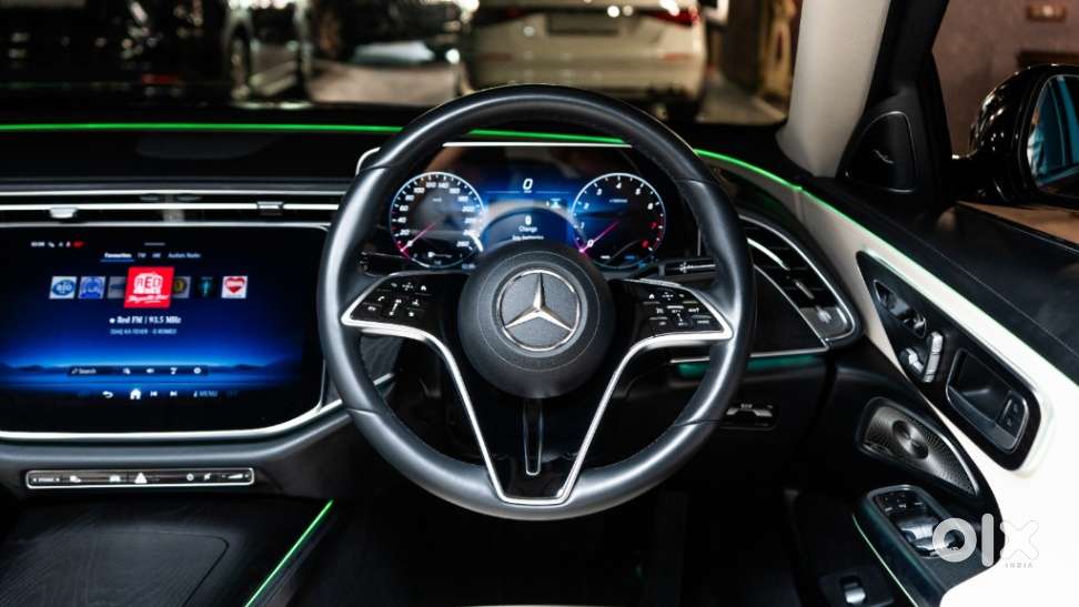 Mercedes-benz E-class E 200 Exclusive, 2026, Petrol