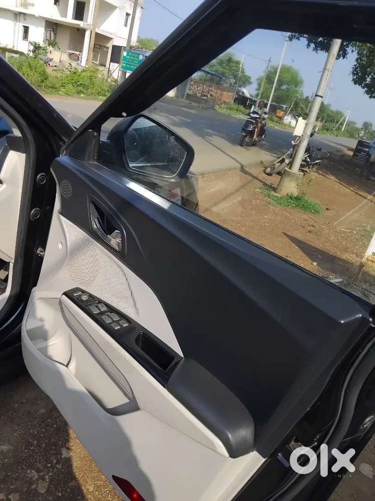 Mahindra Xuv300 2020