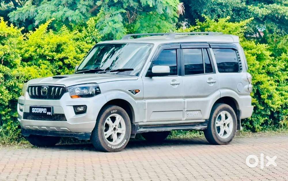 Mahindra Scorpio S10, 2015, Diesel