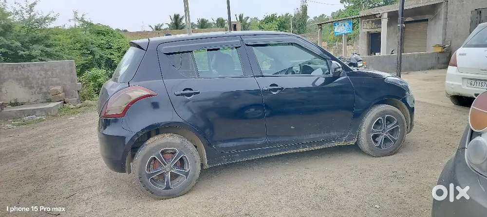 Maruti Suzuki Swift 2012 Diesel 90000 Km Driven