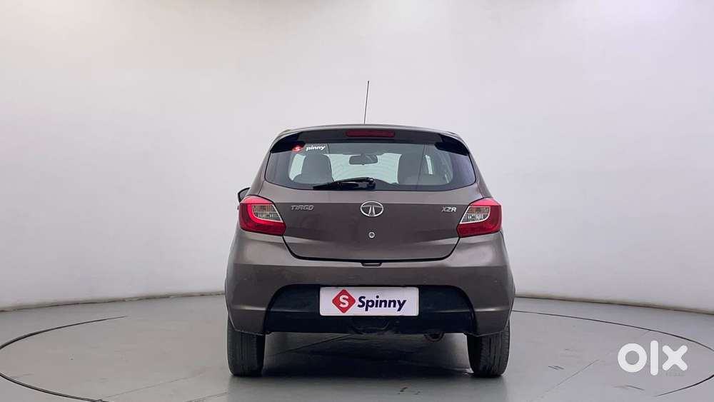 Tata Tiago Xza, 2018, Petrol