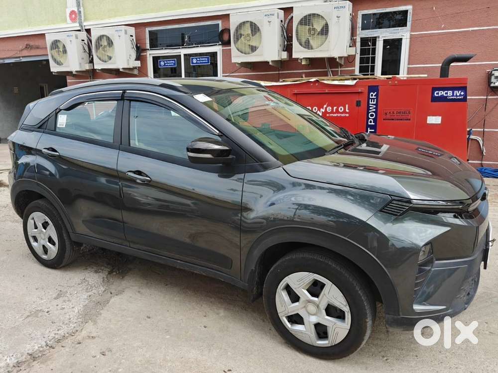 Tata Nexon 2025 Petrol