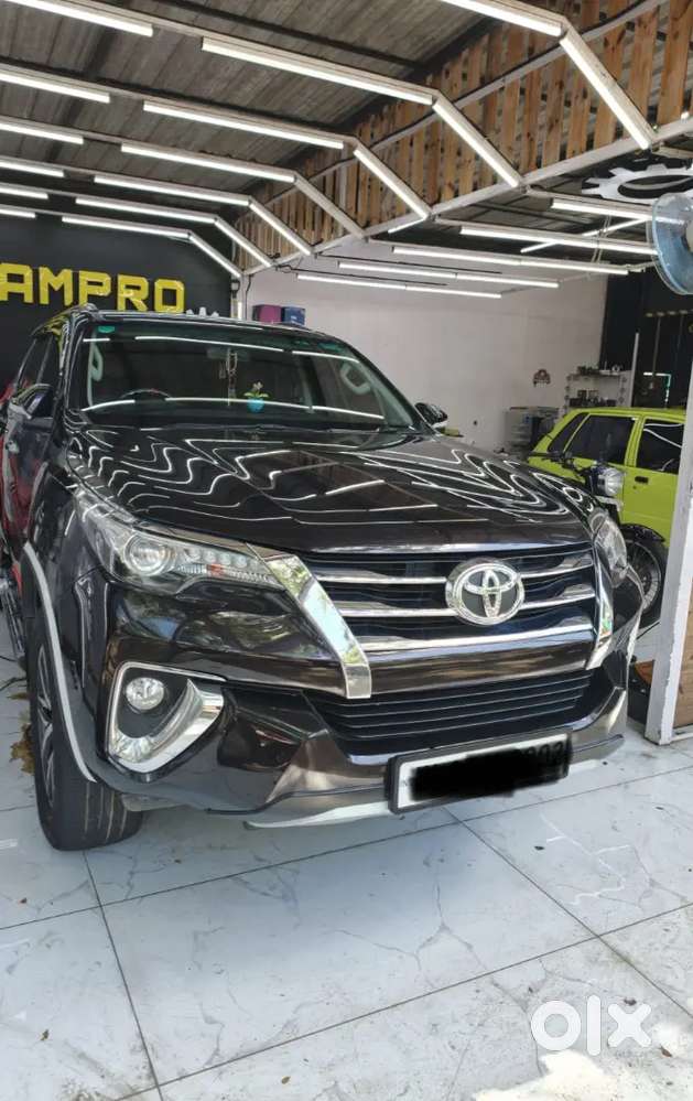 Toyota Fortuner Legender 2017 Diesel Automatic