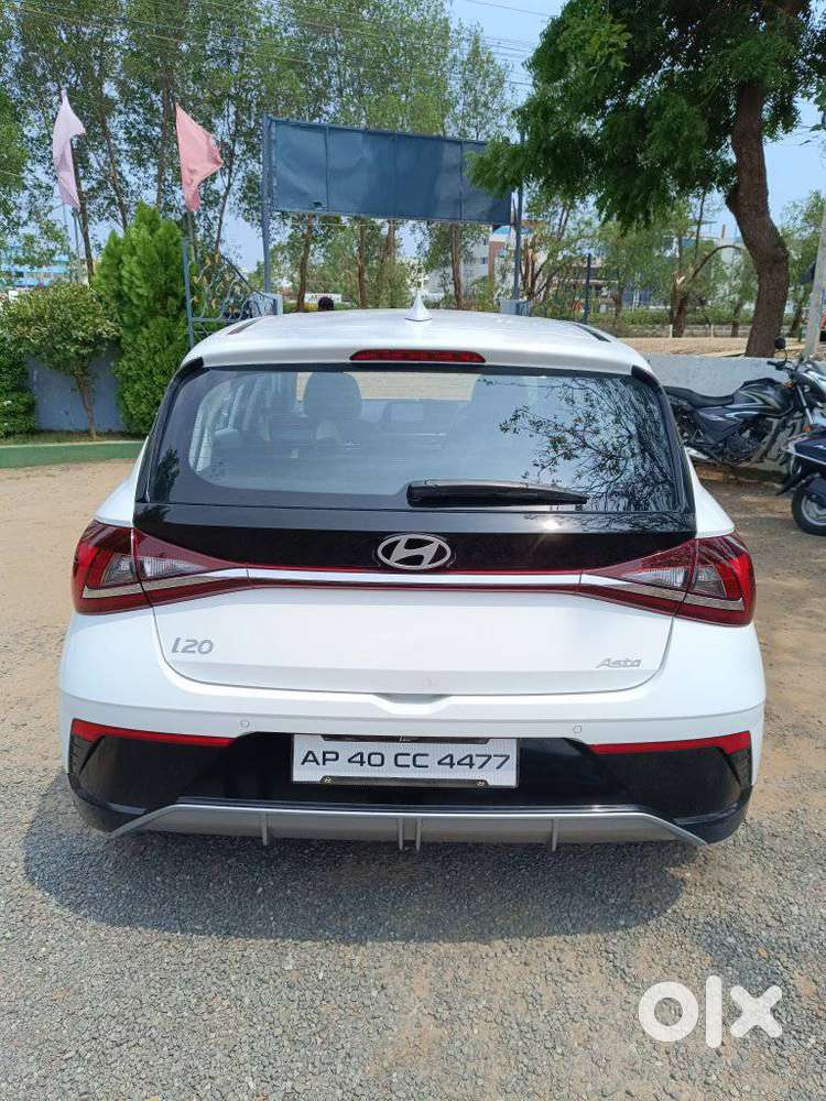 Hyundai I20 Asta 1.2 O With Sunroof, 2024, Petrol