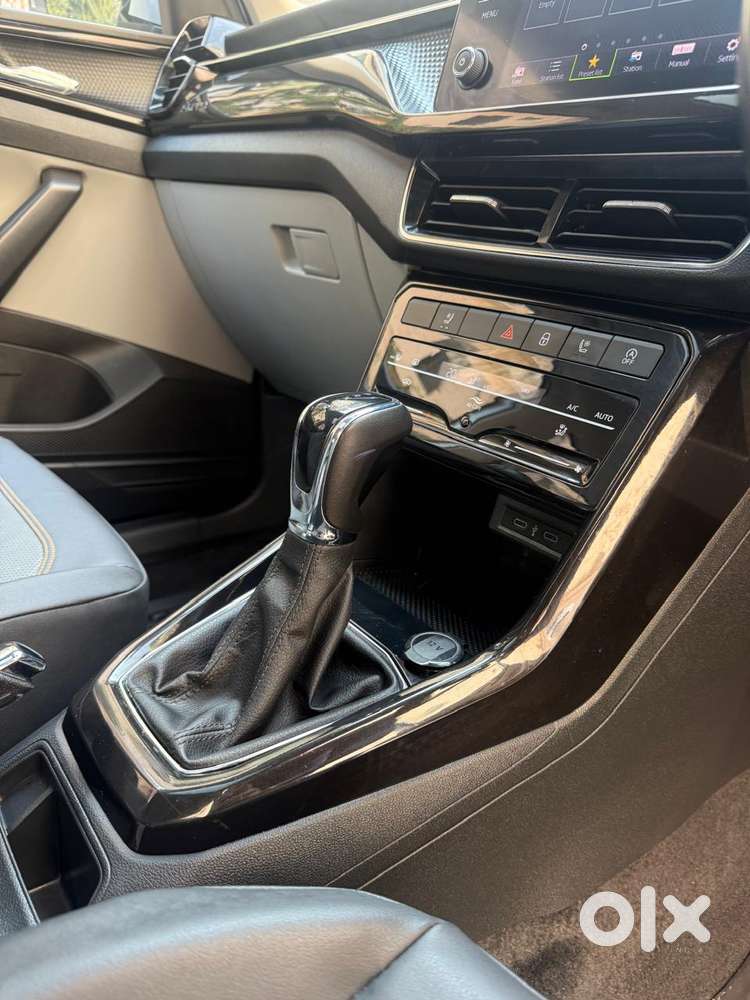 Skoda Kushaq 1.5 Tsi Style, 2023, Petrol