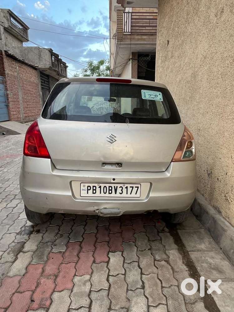 Maruti Suzuki Swift 2006 Petrol Well Maintained
