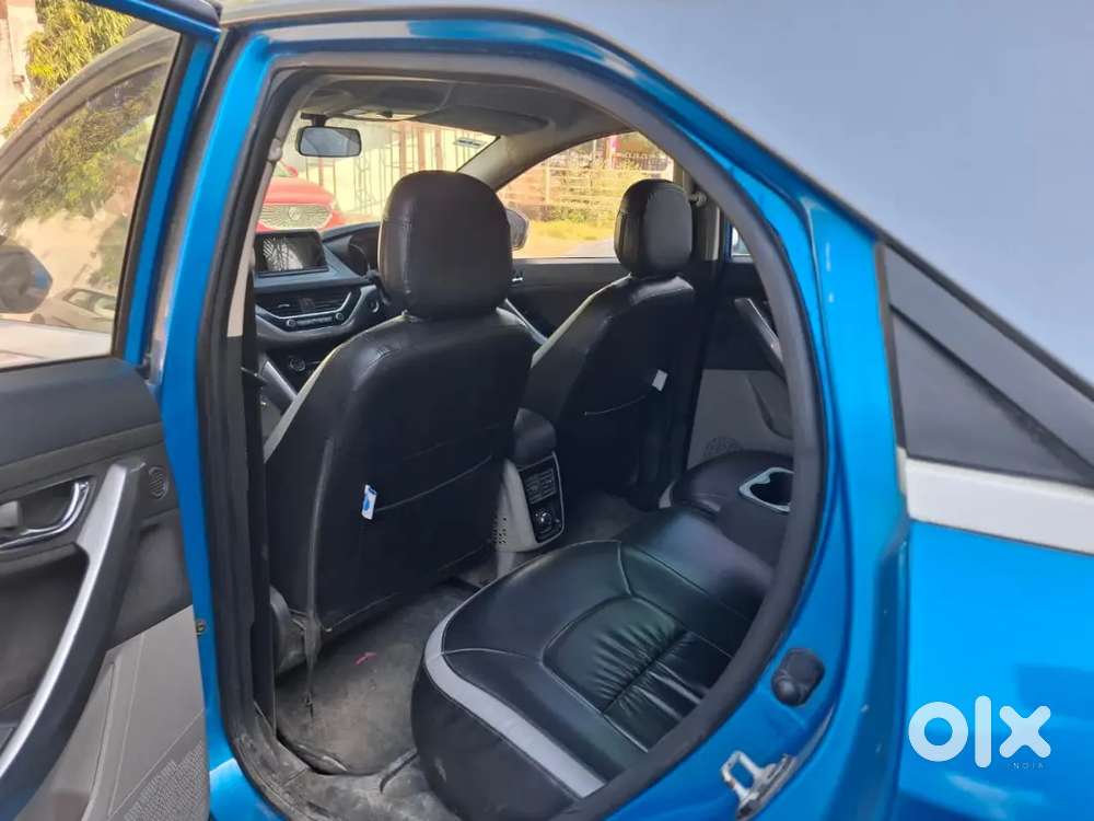 Tata Nexon 2017 Xz+ Top Model 2nd Owner 600000 Price Only !