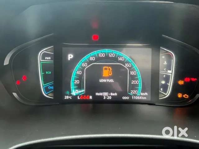 Toyota Urban Cruiser Hyryder 1.5 V Hybrid, 2024, Petrol