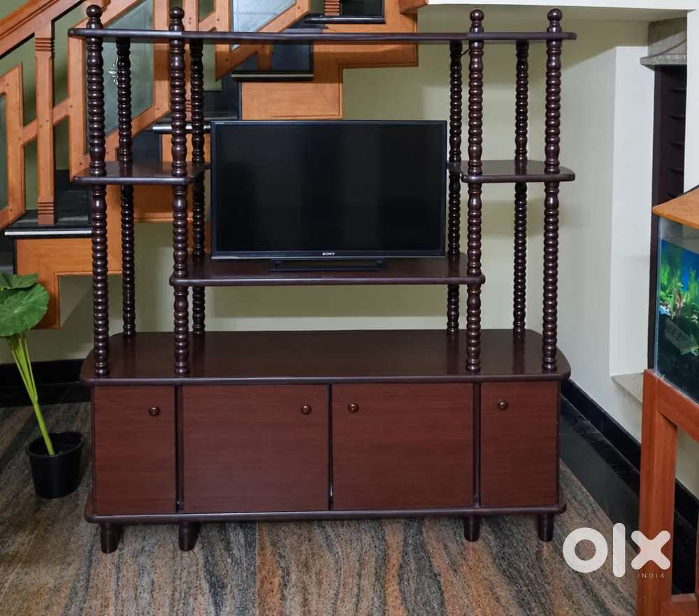 Wooden TV Stand with Storage Cabinet for Sale