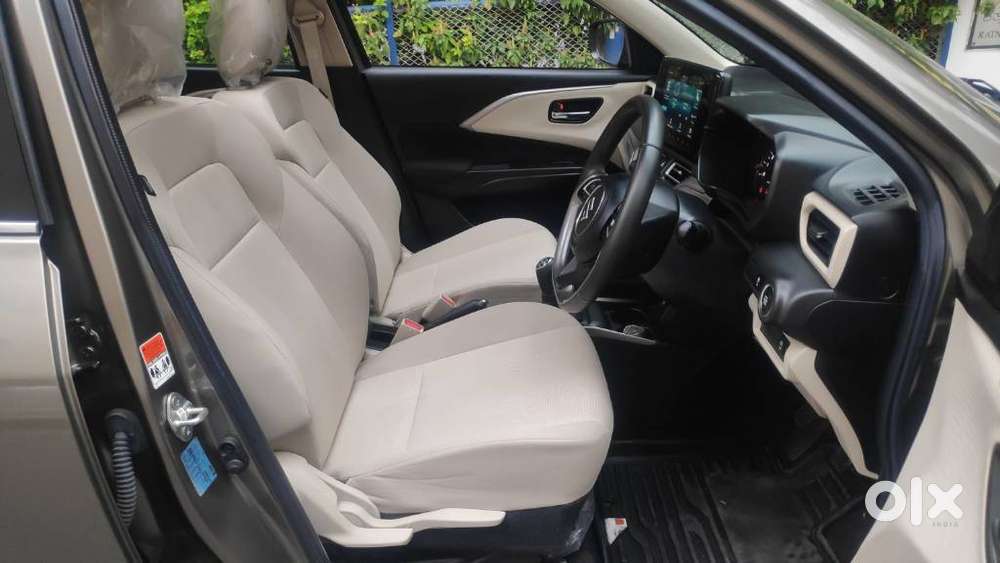 Maruti Suzuki Dzire 1.2 Zxi Plus, 2025, Petrol