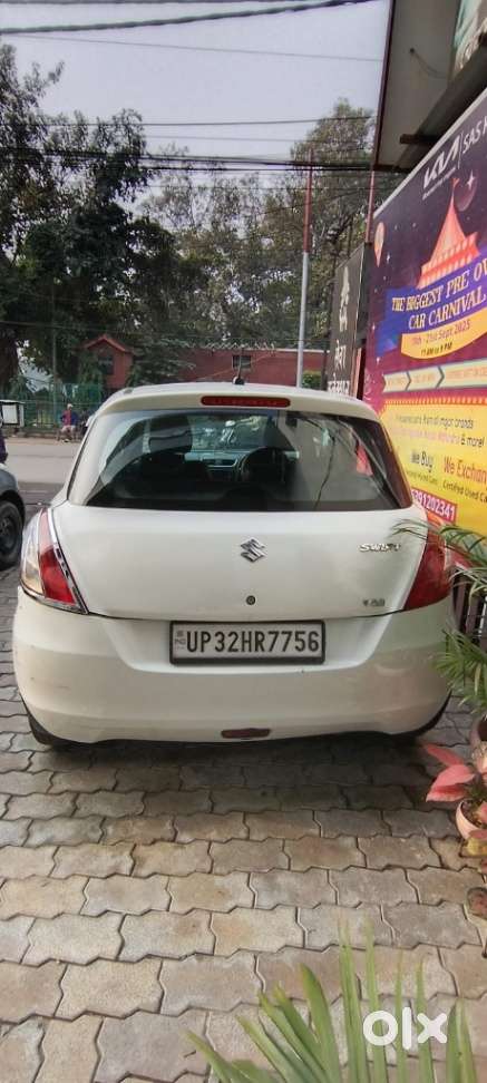 Maruti Suzuki Swift Vxi Optional, 2017, Petrol