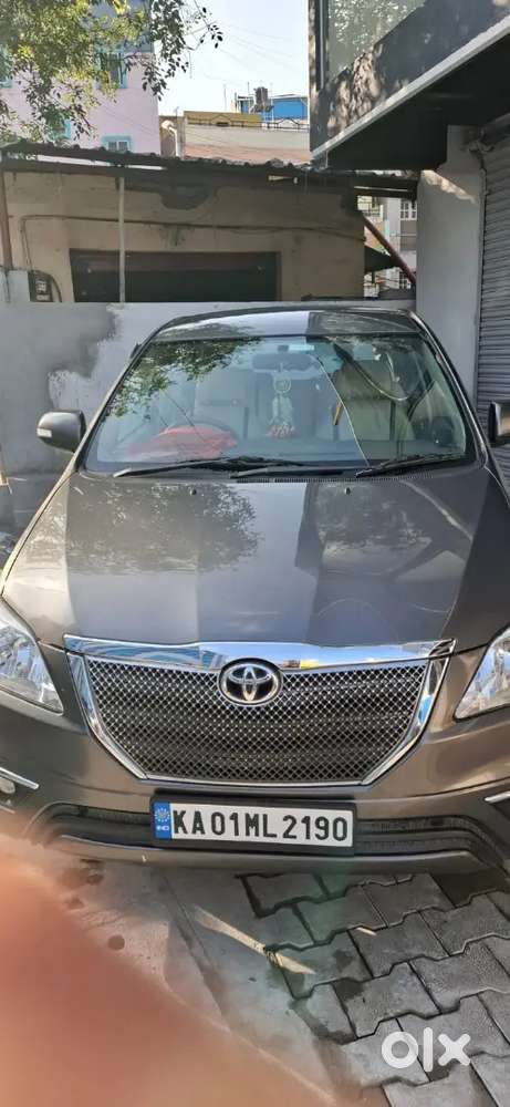 Toyota Innova Diesel Manual 2014 Third Owner