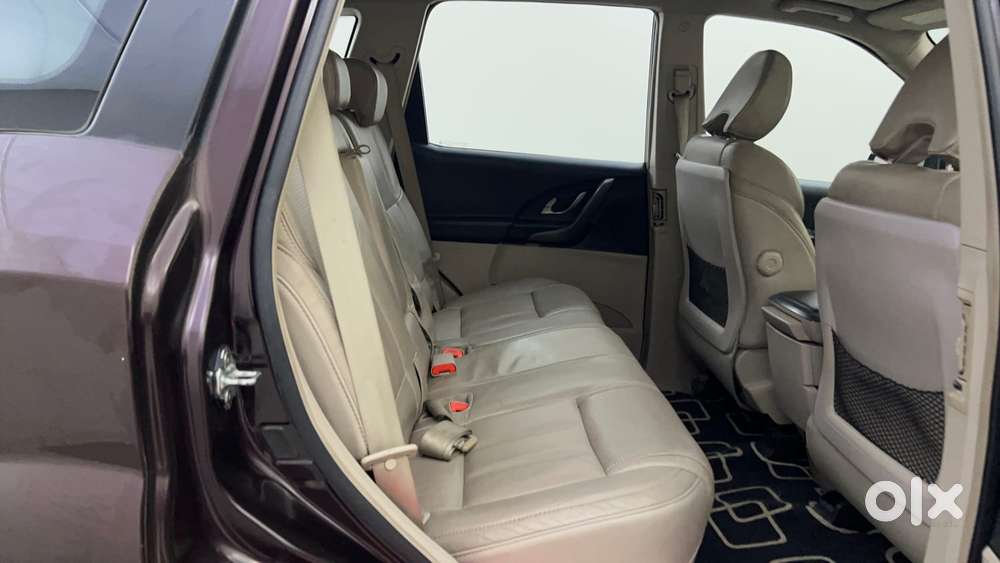 Mahindra Xuv500 W10 At, 2016, Diesel