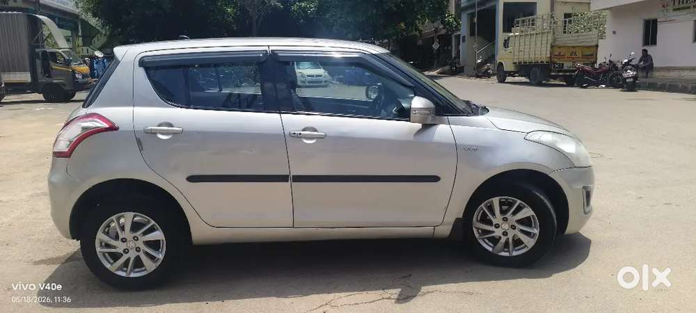 Maruthi Suzuki Swift Zxi+ Top End Model.