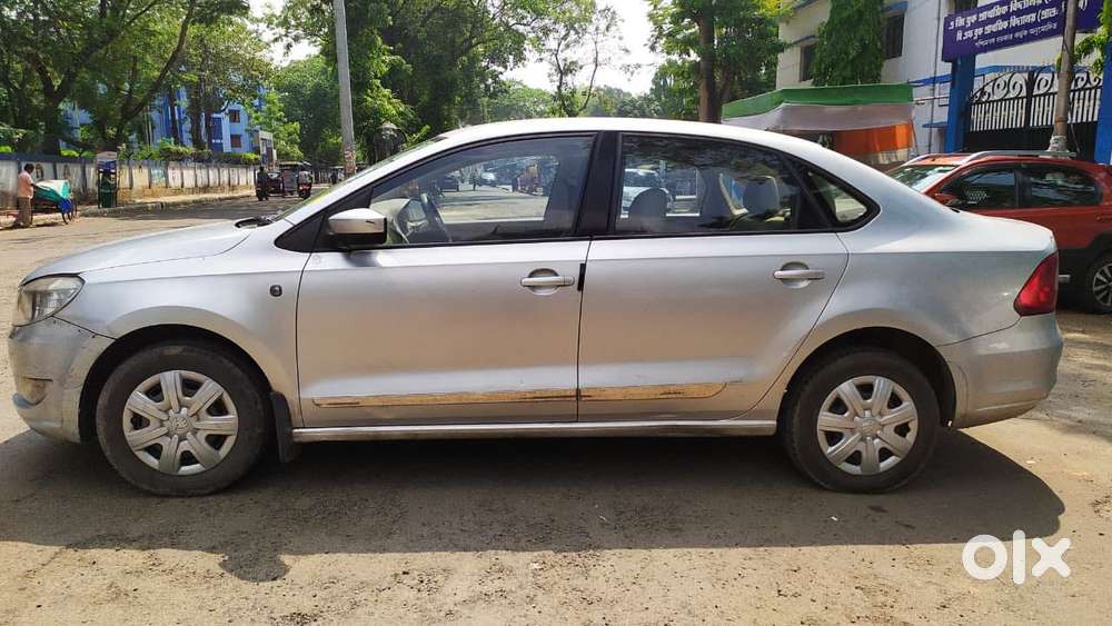 Skoda Rapid 2011-2013 1.6 Mpi Ambition, 2013, Petrol