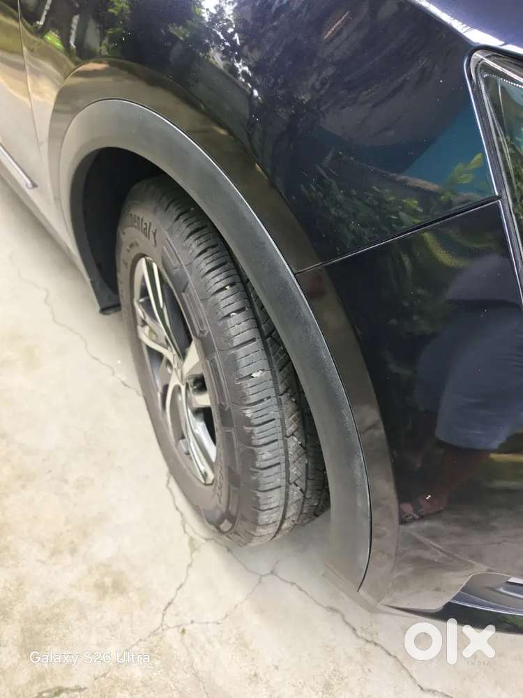 Mahindra Xuv700 Ax5 At 2022