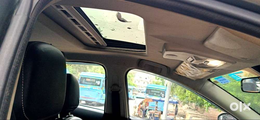 Nexon Xm-s 2022 Sunroof Petrol Insurance Valid