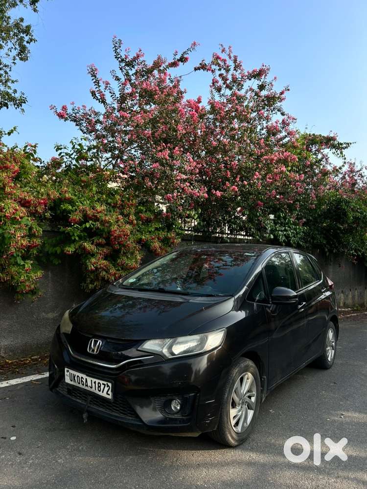 Honda Jazz 2016 - Petrol - Black Colour