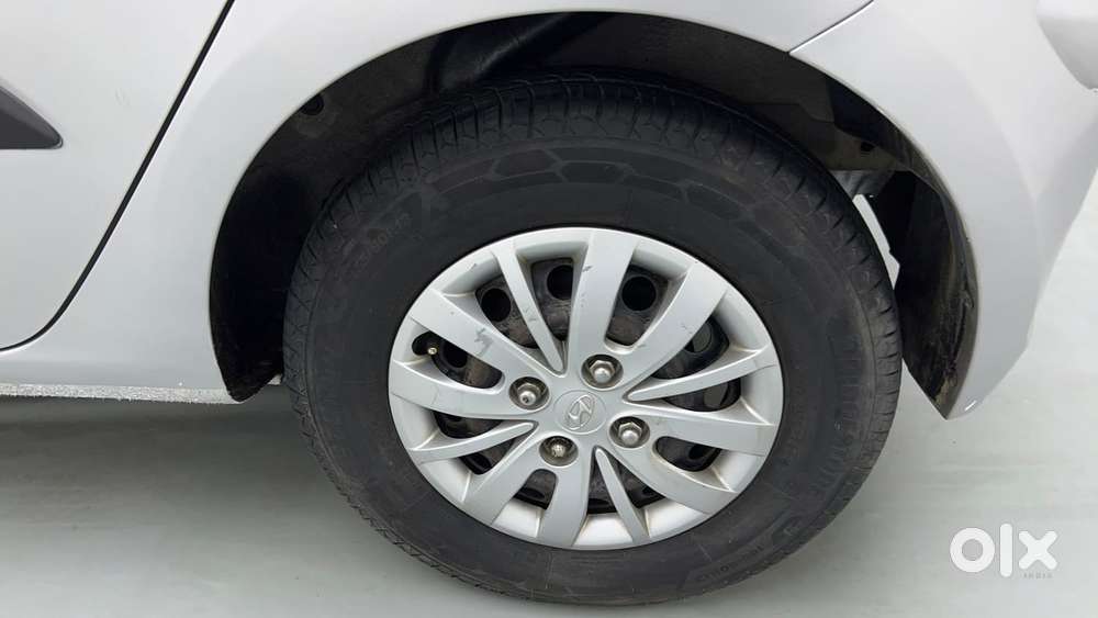 Hyundai I10 Sportz 1.1 Irde2, 2015, Petrol