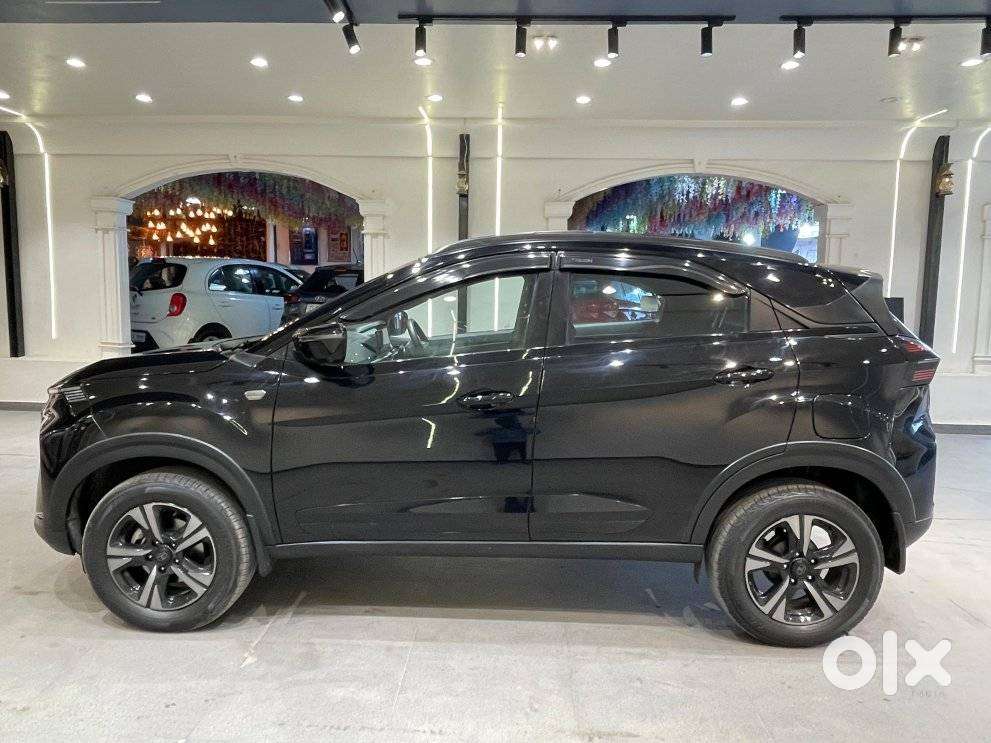 Tata Nexon Fearless Plus (ps)  1.2 Petrol Dca (adas), 2025, Petrol