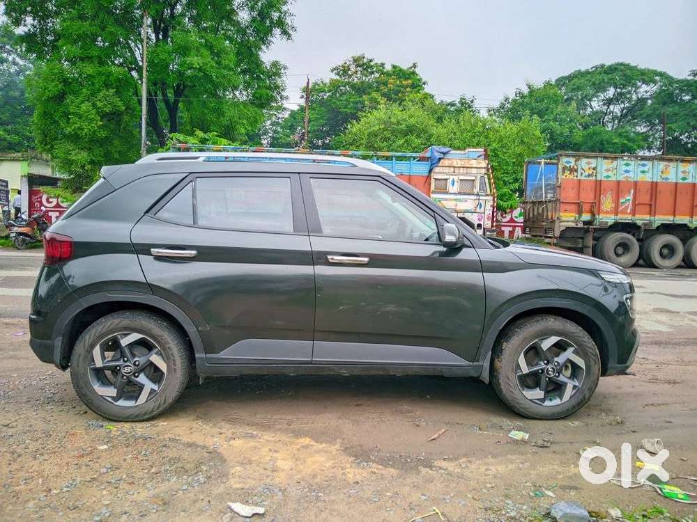 Hyundai Venue, 2021, Petrol