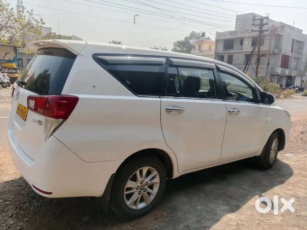 Toyota Innova Crysta 2019