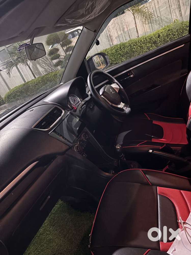 Maruti Suzuki Swift Vxi 1.2 Abs Bs-iv, 2017, Petrol
