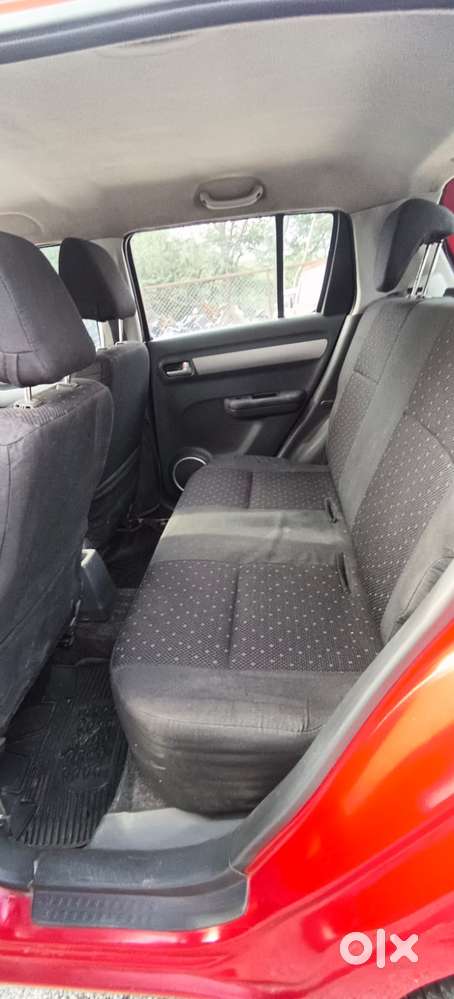 Maruti Suzuki Swift Vvt Zxi, 2005, Petrol
