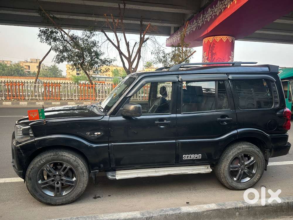 Mahindra Scorpio Diesel Manual 2021