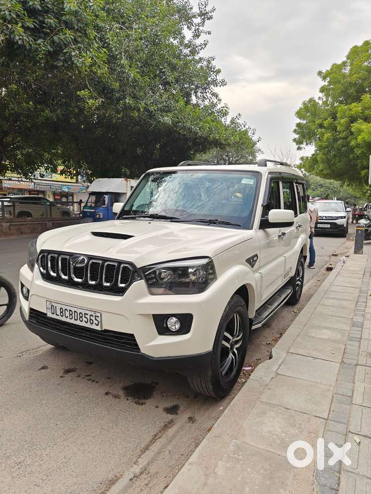 Mahindra Scorpio S6 Plus, 2022, Diesel