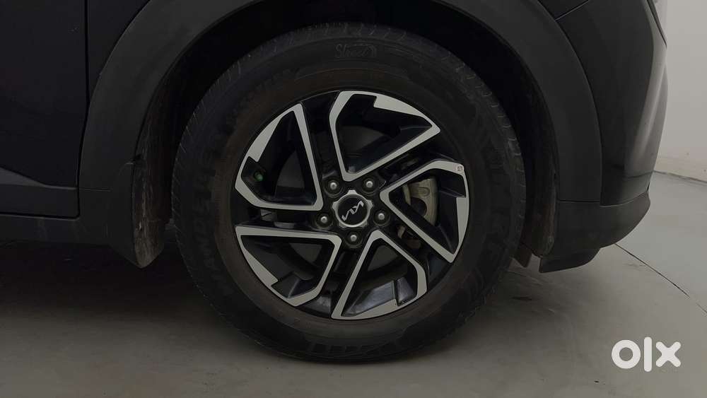 Kia Carens 1.5 Luxury Plus Turbo Dct 7 Str, 2024, Petrol