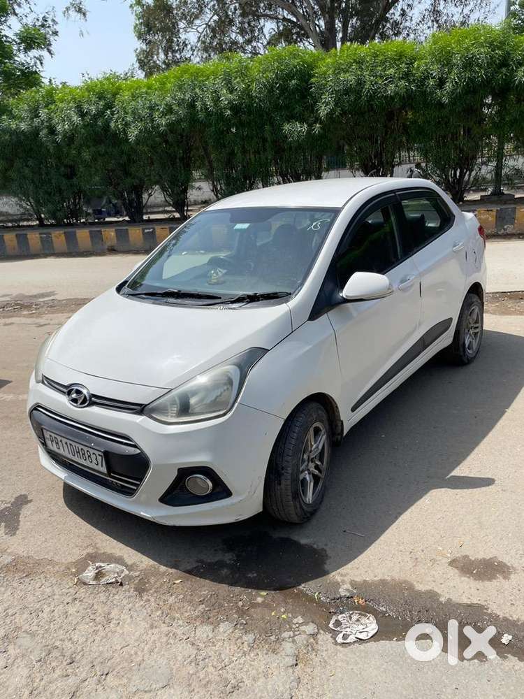 Hyundai Xcent 2015 Diesel Well Maintained