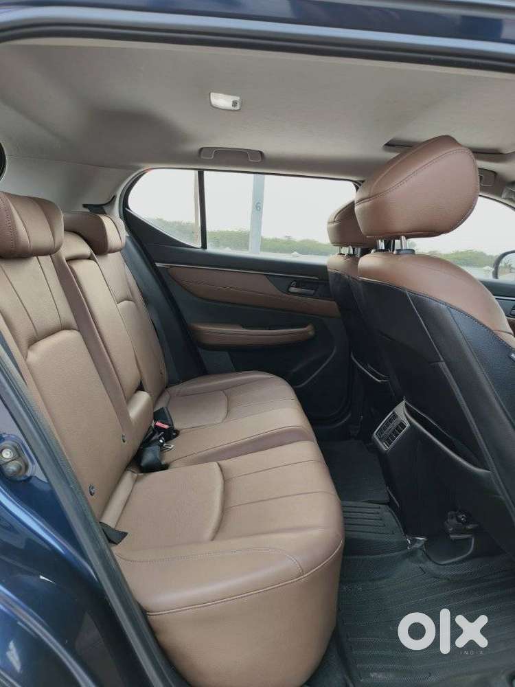 Honda Elevate Zx Cvt, 2023, Petrol