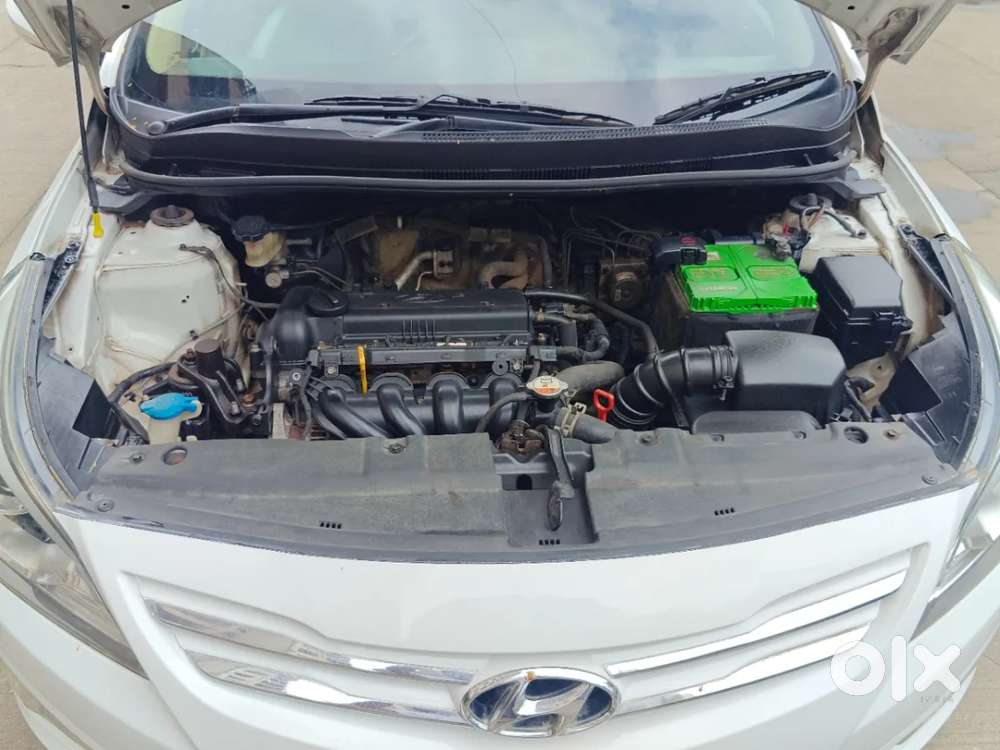 Hyundai Verna 1.6 Sx Vtvt (o) At, 2015, Petrol