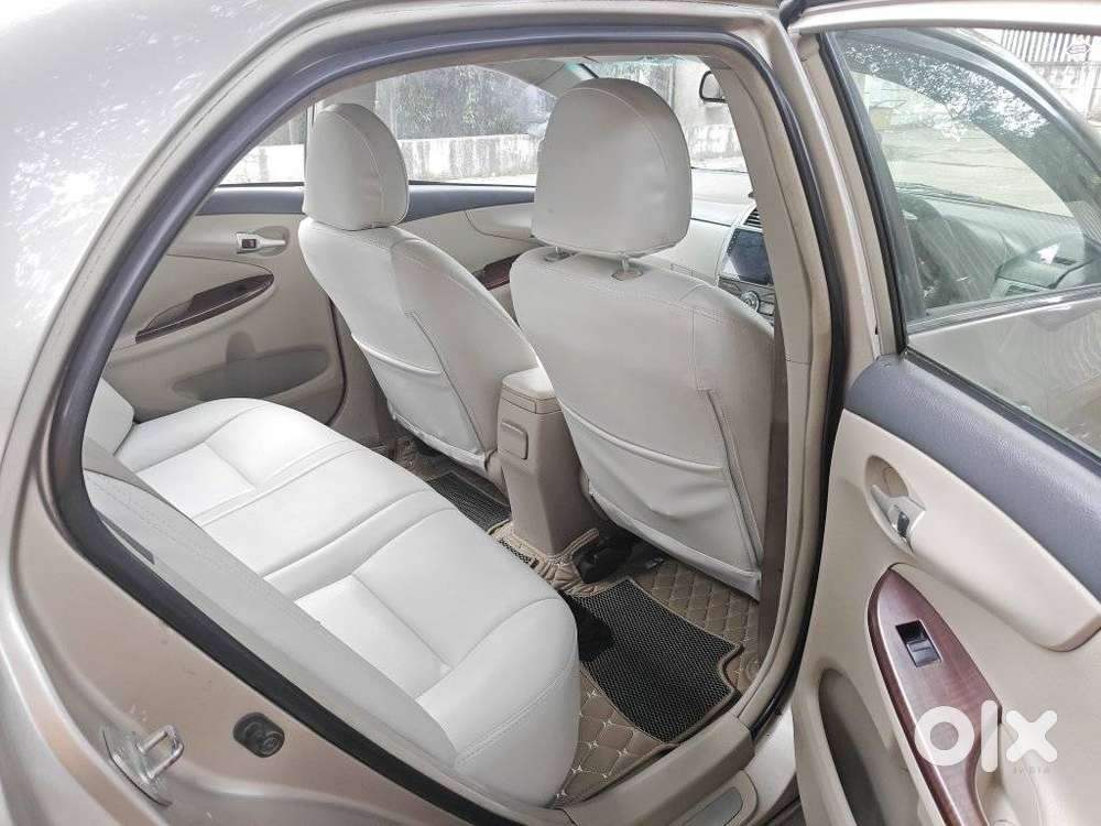 Toyota Corolla Altis 2010-2013 G, 2013, Diesel