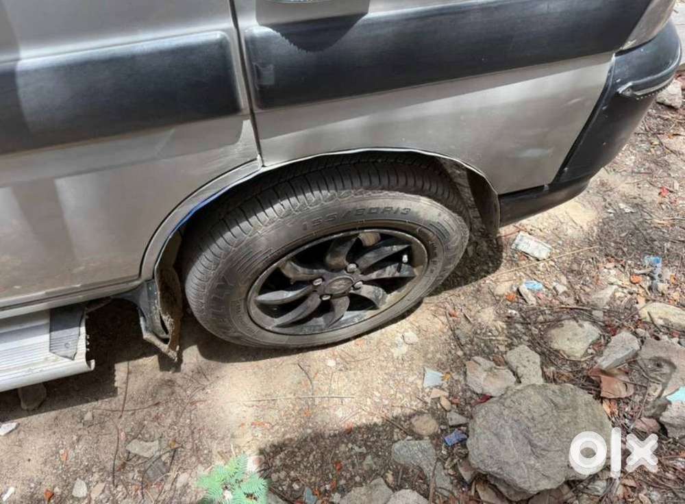 Maruti Suzuki Eeco 2012 Lpg Well Maintained