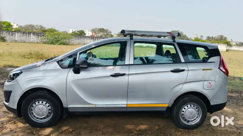 Mahindra Marazzo 2023 Diesel 95000 Km Driven