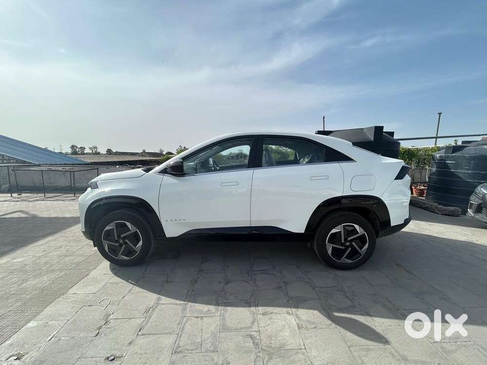 Tata Curvv 2025 Diesel 100 Km Driven