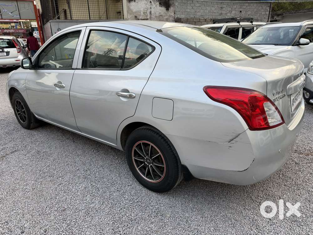 Nissan Sunny 2014-2016 Xl, 2011, Petrol