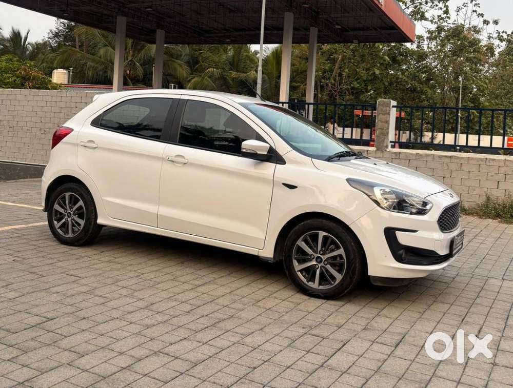Ford Figo 2012-2015 Petrol Titanium, 2020, Petrol