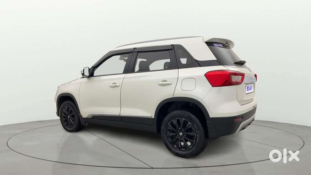 Maruti Suzuki Brezza 1.5 Zxi Smart Hybrid, 2022, Petrol