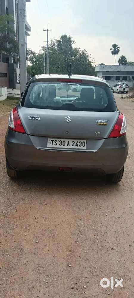 Maruti Suzuki Swift 2017 Diesel 98300 Km Driven