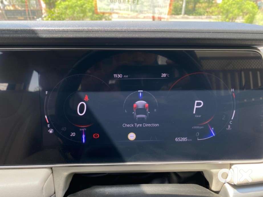 Mahindra Xuv700 2.2 Ax 7 Diesel At Luxury Pack Str, 2022, Diesel