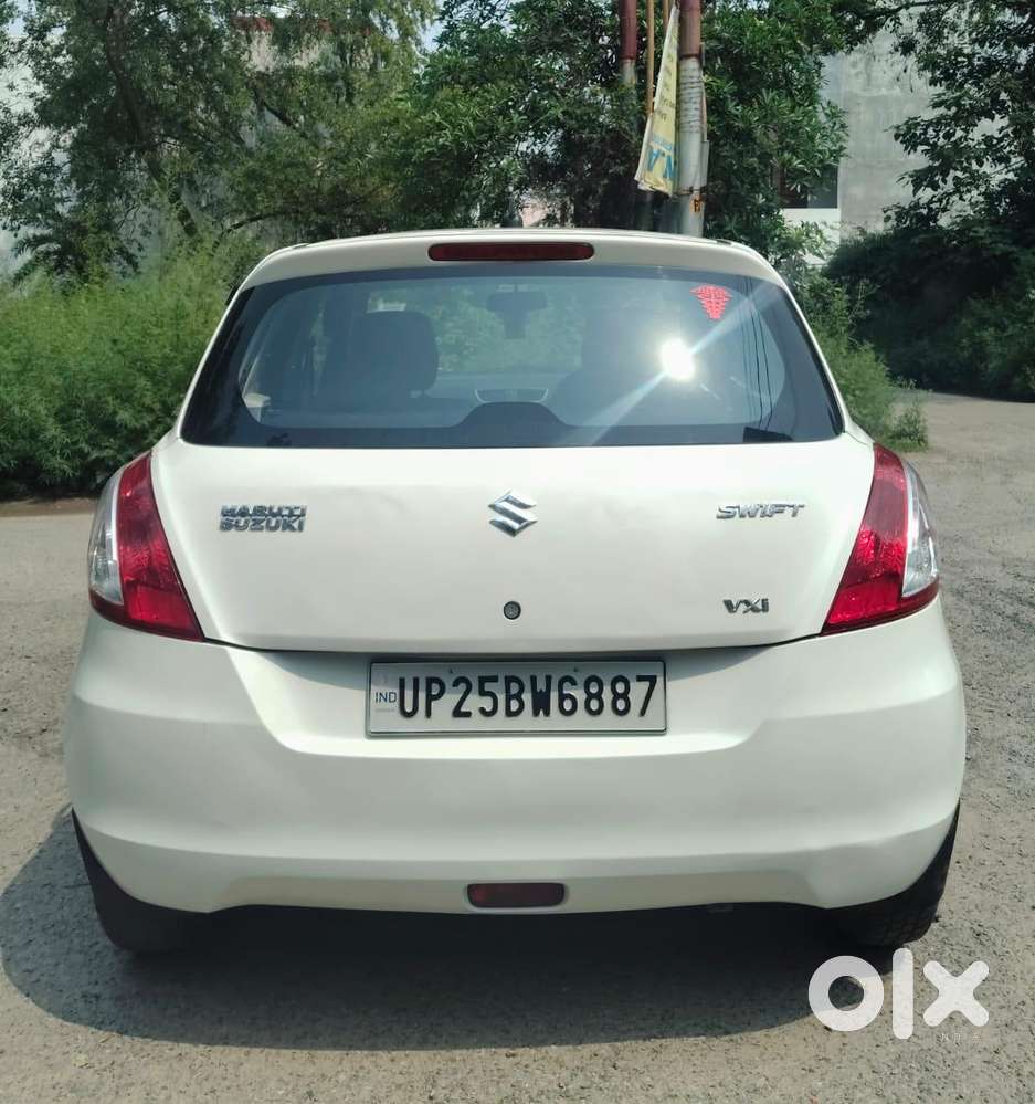 Maruti Suzuki Swift Vxi 1.2 Abs Bs-iv, 2017, Petrol